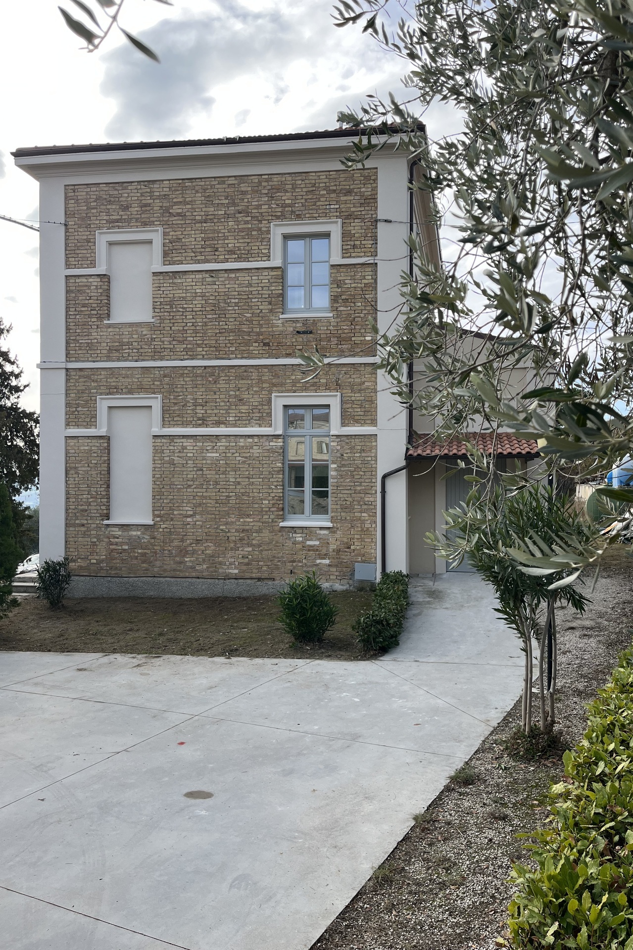 A2_ExScuolaTrivio_Ripatransone_Farinastudioarchitetti