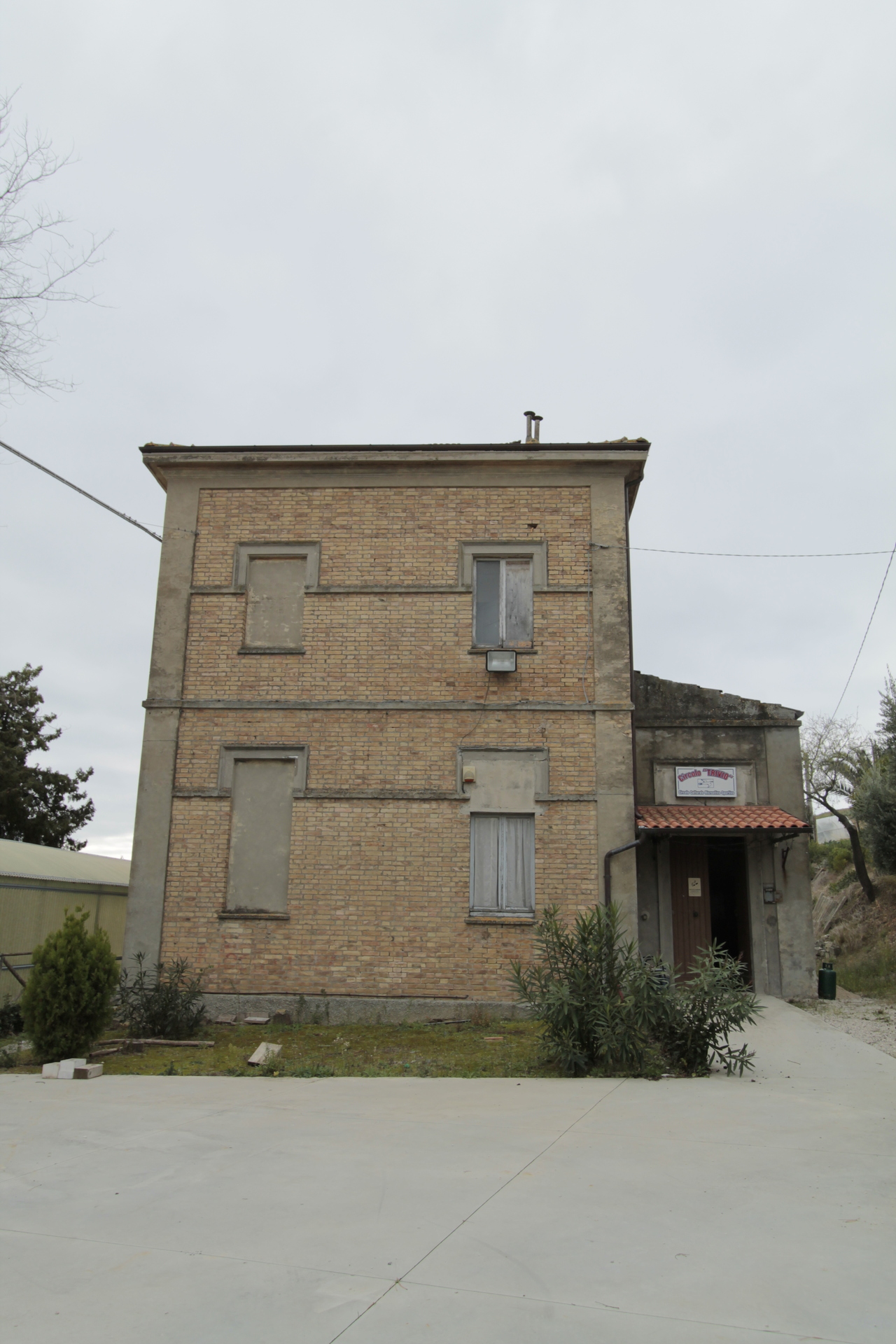 B2_ExScuolaTrivio_Ripatransone_Farinastudioarchitetti